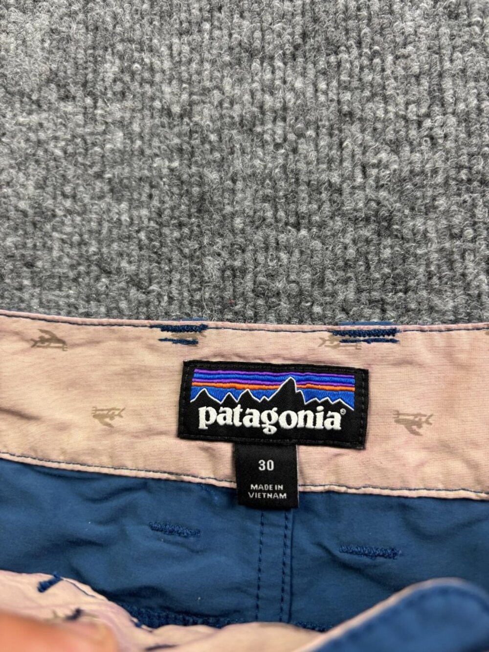 Patagonia Shorts Mens 30 Blue Swim Trunks Mesh Lined Cargo Pockets Drawstring‎ - Picture 2 of 6